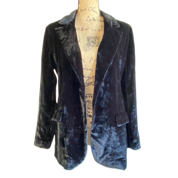 Chelsea28 Midnight Velvet Blazer - Picture 2 of 11